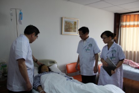 华人时刊:中国白癜风医学领军人物
